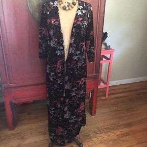 Maxi velvet jacket/vest xhiliration floral witch
